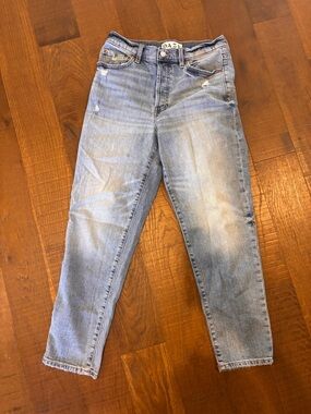 DAZE Women's Straight Leg Jeans in Light Blue